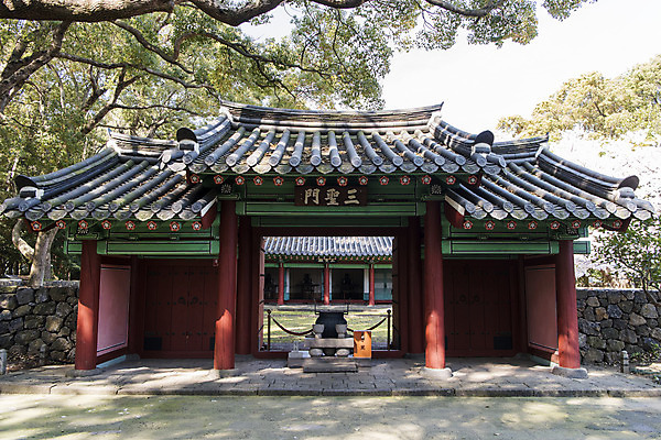 포토 JPG 주간 나무 여행 유적지 한국 풍경 사람없음 야외 관광지 제주도 맑음 봄 문화재 사적 삼성혈 제주도여행 국내포토 자연요소 식물 계절 아시아 고건축 날씨 파일형식