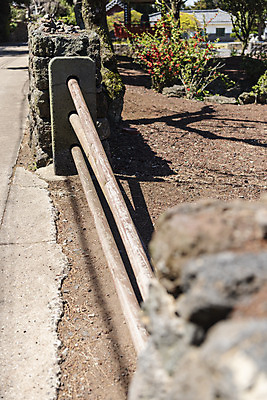 포토 JPG 주간 여행 유적지 한국 풍경 사람없음 야외 아웃포커스 관광지 제주도 맑음 봄 문화재 정낭 제주도여행 불탑사 국내포토 자연요소 계절 아시아 고건축 날씨 촬영기법 사찰 대문 파일형식