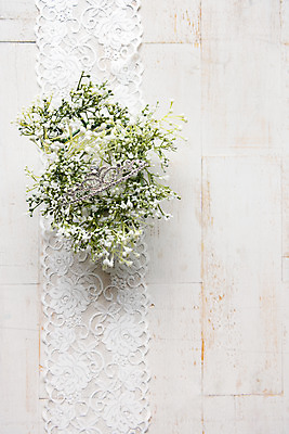 포토 JPG 스튜디오촬영 꽃 행복 신부 부케 결혼 프로포즈 장신구 결혼식 새출발 실내 사랑 사람없음 장식 하이앵글 흰색 보석 오브젝트 티아라 결혼소품 설레임 플랫레이 헤어액세사리 국내포토 식물 감정 뷰포인트 컬러 꽃다발 왕관 새로움 이벤트 내부 플랫 광석 출발 파일형식