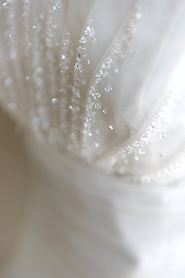 포토 JPG 스튜디오촬영 행복 신부 웨딩드레스 결혼 프로포즈 결혼식 새출발 실내 사랑 근접촬영 사람없음 장식 흰색 오브젝트 결혼소품 약혼 설레임 약혼식 국내포토 드레스 감정 뷰포인트 컬러 새로움 이벤트 내부 출발 약속 파일형식