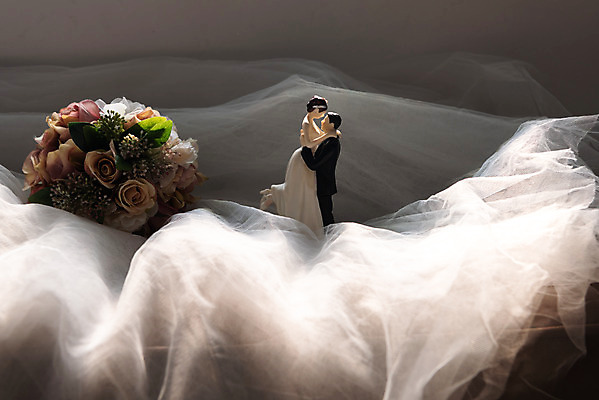 포토 JPG 스튜디오촬영 꽃 행복 부케 결혼 프로포즈 결혼식 새출발 함께함 실내 사랑 사람없음 미니어처 오브젝트 결혼소품 약혼 설레임 약혼식 국내포토 식물 감정 꽃다발 컨셉 새로움 이벤트 내부 모형 출발 약속 파일형식