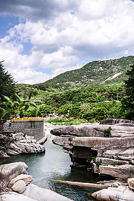 포토 JPG 주간 구름 여행 자연 하늘 한국 풍경 사람없음 야외 여름 관광지 계곡 맑음 여름풍경 바위 국내여행 단양 단양팔경 명승지 월악산 상선암 선암계곡 국내포토 자연요소 계절 아시아 날씨 산 돌_바위 생태계 충청북도 파일형식 여름_계절