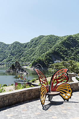 포토 JPG 주간 여행 자연 산 한국 풍경 사람없음 야외 여름 관광지 강 조형물 맑음 여름풍경 국내여행 단양 단양팔경 명승지 국내포토 자연요소 계절 아시아 날씨 미술 생태계 충청북도 파일형식 여름_계절