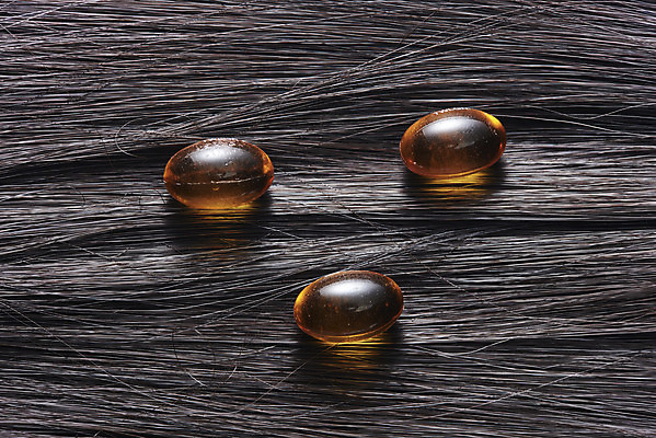 포토 JPG 스튜디오촬영 갈색머리 실내 근접촬영 사람없음 하이앵글 뷰티 미용용품 미용실 오브젝트 헤어용품 헤어관리 머릿결 영양제 플랫레이 국내포토 헤어스타일 뷰포인트 내부 약 플랫 뷰티샵 파일형식