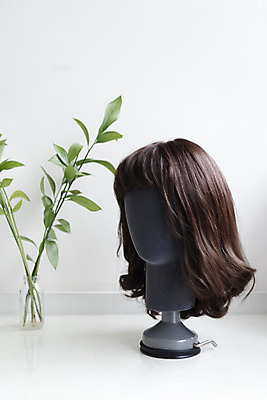 포토 JPG 스튜디오촬영 잎 실내 누끼 사람없음 뷰티 꽃병 미용용품 미용실 오브젝트 가발 흰배경 헤어용품 헤어관리 거치대 머릿결 국내포토 식물 꽃 백그라운드 내부 흰색 뷰티샵 파일형식