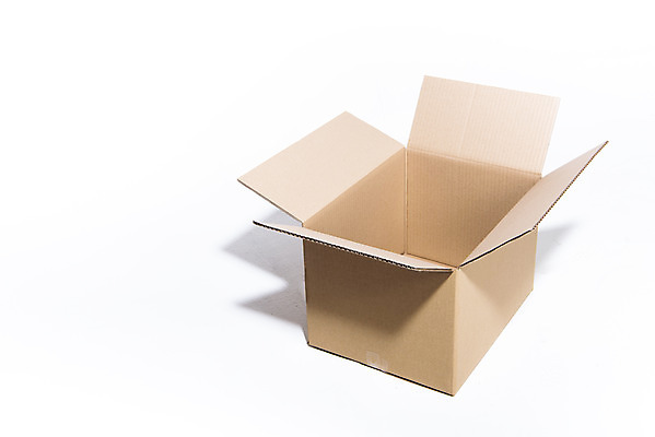 포토 JPG 스튜디오촬영 실내 누끼 사람없음 상자 한개 짐 오픈 종이상자 배송 택배 흰배경 택배상자 반가움 빈상자 국내포토 1 감정 백그라운드 내부 운송업 흰색 파일형식