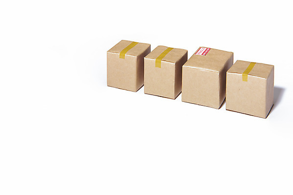 포토 JPG 스튜디오촬영 실내 누끼 사람없음 상자 여러개 미니어처 짐 종이상자 배송 택배 흰배경 택배상자 반가움 국내포토 감정 다수 백그라운드 내부 모형 운송업 흰색 파일형식