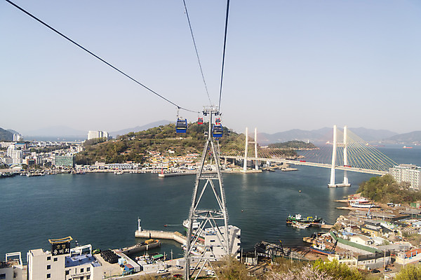 포토 JPG 주간 바다 하늘 한국 풍경 사람없음 야외 맑음 케이블카 여수 거북선대교 국내포토 자연요소 아시아 날씨 다리_건축물 전라남도 파일형식