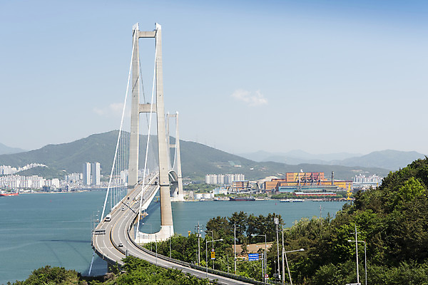 포토 JPG 주간 구름 바다 하늘 산 한국 풍경 사람없음 야외 맑음 여수 이순신대교 국내포토 자연요소 아시아 날씨 다리_건축물 전라남도 파일형식