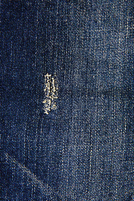 포토 JPG 스튜디오촬영 옷 패션 바지 프레임 실내 근접촬영 사람없음 캐주얼 하이앵글 청바지 직물 빈티지 천 원료 찢어짐 플랫레이 중청 국내포토 뷰포인트 컨셉 모션 하의 내부 플랫 파일형식