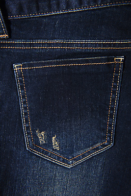 포토 JPG 스튜디오촬영 옷 패션 바지 프레임 실내 근접촬영 사람없음 캐주얼 하이앵글 청바지 직물 빈티지 주머니 천 원료 스티치 플랫레이 중청 국내포토 뷰포인트 컨셉 하의 내부 플랫 바느질 파일형식