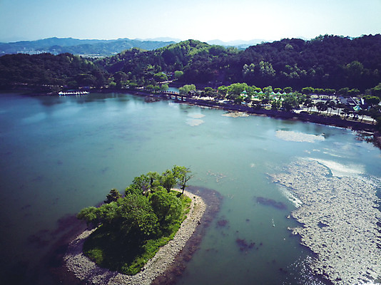 포토 JPG 주간 여행 자연 한국 풍경 사람없음 야외 여름 관광지 맑음 여름풍경 항공촬영 국내여행 명승지 의림지 제천 전경 국내포토 자연요소 계절 아시아 뷰포인트 날씨 저수지 생태계 충청북도 파일형식 탑뷰 제천10경 여름_계절