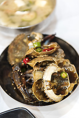 포토 JPG 음식 실내 사람없음 아웃포커스 식당 특산물 여수 맛집 간장게장 향토음식 돌게장 국내포토 촬영기법 내부 상점 전라남도 게장 파일형식