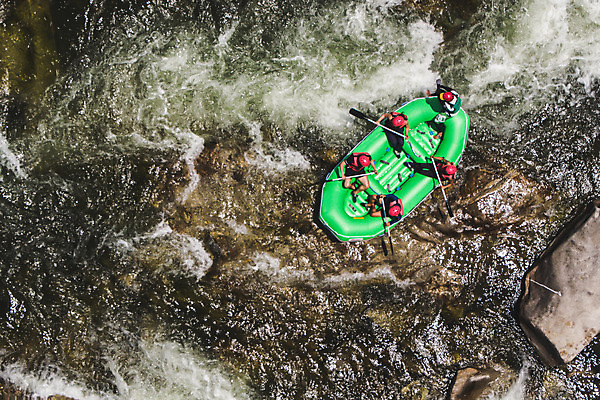 포토 JPG 주간 여자 남자 레저 협력 한국 풍경 여러명 20대 성인 야외 여름 30대 레포츠 관광지 하이앵글 계곡 여름풍경 한국인 바위 급류 급류타기 즐거움 항공촬영 국내여행 하계레포츠 성인만 내린천 액티비티 국내포토 자연요소 계절 감정 아시아 뷰포인트 여행 다수 사람 동양인 청년 장년 돌_바위 수상스포츠 인제군 파일형식 여름_계절