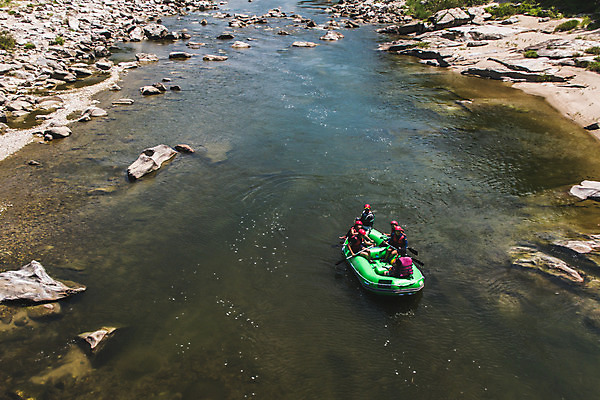 포토 JPG 주간 여자 남자 레저 협력 한국 풍경 여러명 20대 성인 야외 여름 30대 레포츠 관광지 하이앵글 계곡 여름풍경 한국인 바위 급류 급류타기 즐거움 항공촬영 국내여행 하계레포츠 성인만 내린천 액티비티 국내포토 자연요소 계절 감정 아시아 뷰포인트 여행 다수 사람 동양인 청년 장년 돌_바위 수상스포츠 인제군 파일형식 여름_계절