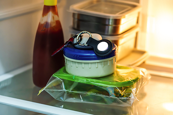 포토 JPG 음식 실내 스마트라이프 사람없음 스마트기기 케첩 사회이슈 보안 냉장고 블루투스 밀폐용기 위치추적 정보기기 웨어러블 4차산업 스마트태그 국내포토 라이프스타일 산업 컨셉 안전 내부 전자제품 기계 가전제품 용기_그릇 소스_음식 추적 파일형식