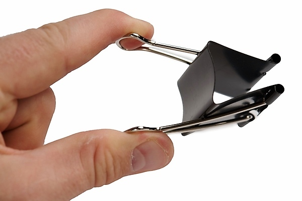 포토 JPG 해외이미지 손 종이 백그라운드 비즈니스 광고판 사무실 우주 금속 쪽지 공책 공백 흰색 잡기 오픈 사인 싱글 파일 정사각형 클립 페이지 바인더 한조각 패드 고립 조언 목차 해외포토 도형 1 컬러 모션 재질 문구용품 알림판 신체부위 사무용품 판 파일형식 이미지허브