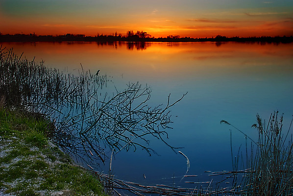 포토 JPG 해외이미지 해외풍경 호수 자연 하늘 사람없음 야외 고요 일몰 야간 폴란드 해외포토 자연요소 해외 유럽 풍경 노을 생태계 파일형식 이미지허브