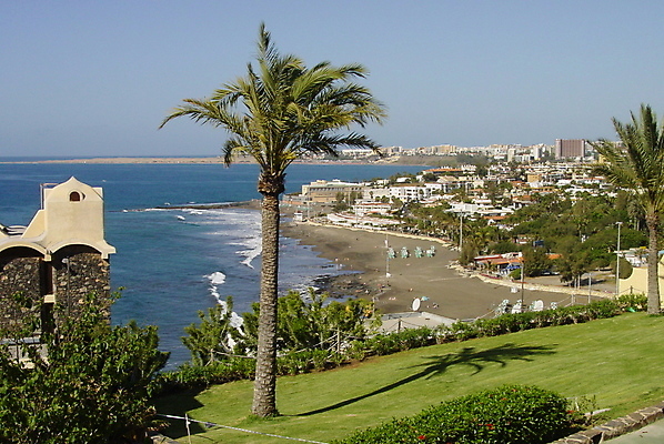 포토 JPG 해외이미지 바다 휴가 산 파노라마 손바닥 여름 햇빛 스페인 시력 광장 해외포토 손 계절 유럽 촬영기법 태양 파일형식 이미지허브