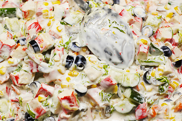 포토 JPG 해외이미지 음식 조각 백그라운드 잎 다이어트 토마토 채소 자연 양파 오이 건강 옥수수 빨간색 초록색 빛 식당 정원 숟가락 식사 저녁식사 당근 샐러드 흰색 신선 닫기 유기농 올리브 완두콩 양배추 후추 마요네즈 점심식사 섞기 채식주의자 비건 해외포토 식물 웰빙 열매 컬러 모션 콩 곡류 뿌리채소 수저 상점 소스_음식 향신료 생태계 채식 파일형식 이미지허브