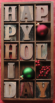 포토 JPG 해외이미지 계절 열매 크리스마스 통신 타이포그라피 장식 빨간색 초록색 단어 갈색 검은색 수확 축하 인사 편지 소원 타입 옛날 해외포토 식물 문자 기념일 컬러 컨셉 농업 예절 파일형식 이미지허브