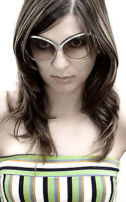 포토 JPG 해외이미지 라이프스타일 응시 여자 행복 안경 얼굴 새로움 웃음 사람 10대 빛 선글라스 머리 귀여움 놀람 신선 잡기 만족 부드러움 노려봄 스타일 해외포토 시선 잡화 감정 컨셉 모션 청소년 표정 생활 신체부위 감각 파일형식 이미지허브