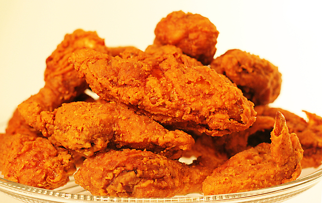 포토 JPG 해외이미지 접시 실내 사람없음 쌓기 프라이드치킨 흰배경 해외포토 식기 백그라운드 모션 내부 치킨 흰색 파일형식 이미지허브