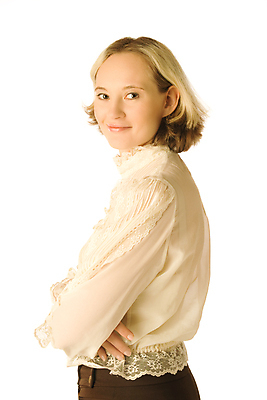 포토 JPG 해외이미지 백인 모델 1 응시 여자 행복 얼굴 종류 한명 미소 사람 성인 금발 뷰티 갈색 희망 활발 기쁨 흰색 표현 우아함 어깨 옷입기 부드러움 고립 파스텔톤 해외포토 서양인 헤어스타일 시선 감정 컬러 컨셉 모션 표정 신체부위 감각 파일형식 이미지허브