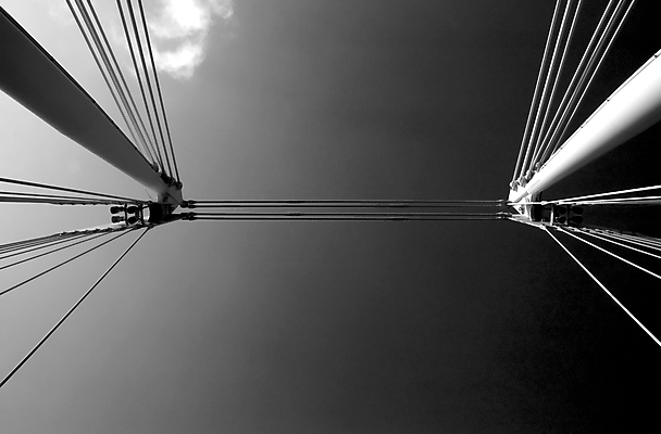 포토 JPG 해외이미지 교통시설 하늘 추상 영국 흑백 사람없음 런던 철강 해외포토 유럽 교통 무늬 촬영기법 시설 파일형식 이미지허브