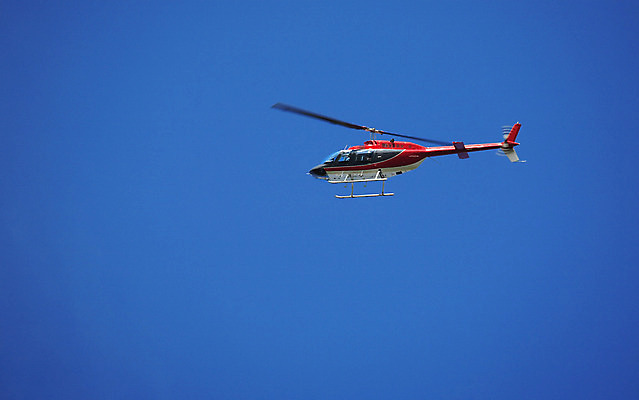 포토 JPG 해외이미지 교통시설 하늘 사람없음 빨간색 기계 헬리콥터 하이테크 천국 해외포토 컬러 교통 비행기 기술 시설 파일형식 이미지허브