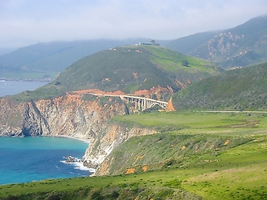 포토 JPG 해외이미지 1 공원 파도 바다 자연 산 항해 사람없음 초록색 물 파란색 미국 폭포 안개 고속도로 언덕 캘리포니아 태평양 암초 서쪽 절정 해외포토 자연요소 공공시설 도로 컬러 북아메리카 배_교통 날씨 방향 생태계 파일형식 이미지허브