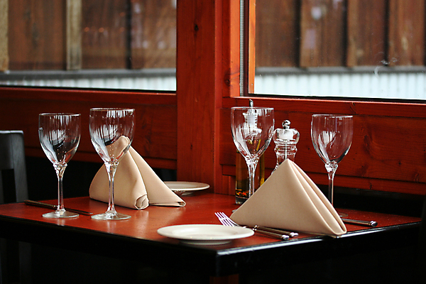 포토 JPG 해외이미지 안경 교실 탁자 사람없음 목재 식당 와인 식사 저녁식사 클래식 고급 배열 만족 냅킨 예약 설정 점심식사 정교 해외포토 나무 잡화 교육 감정 가구 컨셉 재료 학교 주류 상점 파일형식 이미지허브