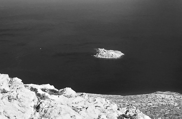 포토 JPG 해외이미지 도로 바다 섬 산 사람없음 물 파란색 그리스 평야 해외포토 자연요소 유럽 길 컬러 교통시설 자연 파일형식 이미지허브