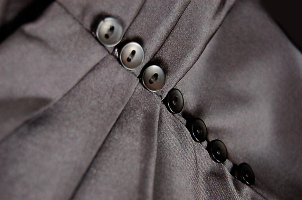 포토 JPG 해외이미지 디자인 드레스 옷 파도 백그라운드 패턴 곡선 부분 추상 기술 사람없음 장식 빛 치마 유행 검은색 흐름 직물 고급 우아함 매끈함 실크 천 블라우스 질감 캔버스 시트 구김 접기 스타일 해외포토 선 바다 컬러 컨셉 상의 무늬 모션 하의 감각 파일형식 이미지허브