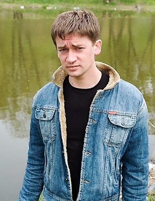 포토 JPG 해외이미지 백인 1 옷 남자 얼굴 백그라운드 건강 한명 사람 성인 강 뷰티 유행 흰색 오픈 명상 유일 해외포토 서양인 컬러 신체부위 파일형식 이미지허브