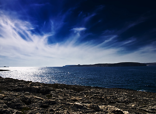 포토 JPG 해외이미지 바다 섬 하늘색 백그라운드 자연 휴가 사람없음 물 파란색 환경 지중해 장면 몰타섬 지질학 특별함 수평선 해외포토 자연요소 교육 컬러 컨셉 생태계 몰타 파일형식 이미지허브