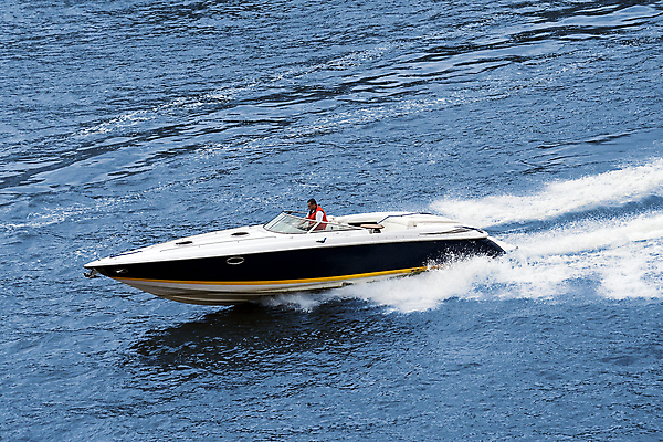 포토 JPG 해외이미지 호수 스포츠 파도 바다 여행 포즈 요트 낚시 휴가 사람없음 빨간색 물 파란색 달리기 힘 운전 에너지 레이싱 수상스포츠 만 보트 고급 우아함 떨어짐 크루즈 속도 모터보트 엔진 모터 뱃놀이 해외포토 레이스천 자연요소 컬러 컨셉 배_교통 모션 레저 시합 전통놀이 직물 파일형식 이미지허브