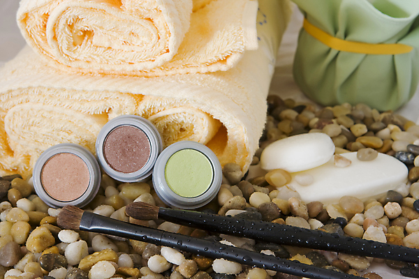 포토 JPG 해외이미지 라이프스타일 여자 분홍색 자연 건강 소녀 사람없음 초록색 물 뷰티 갈색 우주 흙 화장품 장비 립스틱 조약돌 흰색 화려 고급 컨테이너 미용사 소중 유기농 예술가 내추럴 고립 유아독존 카피스페이스 해외포토 자연요소 직업 웰빙 산업 어린이 컬러 컨셉 사람 생활 공백 돌_바위 생태계 파일형식 이미지허브