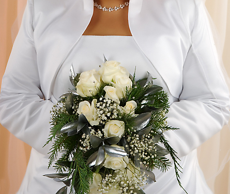 포토 JPG 해외이미지 드레스 여자 꽃 꽃다발 결혼 잎 목걸이 신혼부부 결혼식 함께함 사랑 사람없음 빛 장미 유행 낭만 축하 잡기 아내 가운 황금 우아함 보석 다이아몬드 베일 정중 처음 해외포토 식물 부부 옷 감정 컨셉 장신구 모션 사람 이벤트 광석 신혼 파일형식 이미지허브