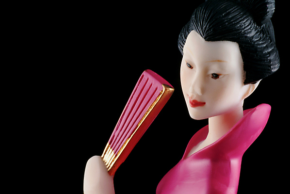 포토 JPG 해외이미지 전통 드레스 여자 문화 얼굴 분홍색 사람 동양인 사람없음 중국 표현 가운 부채 우아함 동쪽 해외포토 옷 아시아 컬러 컨셉 인종 신체부위 방향 파일형식 이미지허브