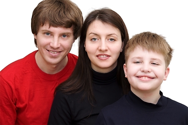 포토 JPG 해외이미지 백인 라이프스타일 여자 행복 아들 얼굴 어린이 2 장난 가족 엄마 미소 웃음 사람 세명 우정 기쁨 아빠 세대 해외포토 서양인 감정 관계 표정 생활 신체부위 친구 파일형식 이미지허브