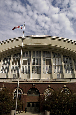 포토 JPG 해외이미지 교육 건축양식 벽돌 사람없음 건물 컬러풀 대학교 군용 해군 육군 해병대 해외포토 건축물 건축 컬러 학교 군대 파일형식 이미지허브