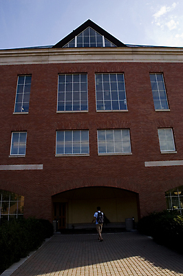 포토 JPG 해외이미지 교육 과학 건축양식 벽돌 사람없음 건물 컬러풀 도서관 시설 대학교 해외포토 건축물 건축 컬러 학교 파일형식 이미지허브