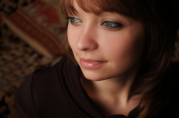 포토 JPG 해외이미지 여자 아파트 한명 장식 뷰티 갈색 유행 검은색 클래식 고급 우아함 인공 해외포토 1 컬러 컨셉 주택 사람 파일형식 이미지허브