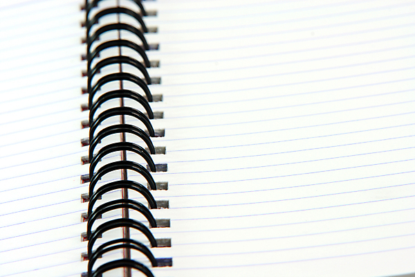 포토 JPG 해외이미지 디자인 종이 선 백그라운드 비즈니스 사람없음 책 검은색 공책 공백 흰색 주름 메시지 닫기 잡지 작가 묘사 오브젝트 교과서 질감 문서 페이지 공지사항 바인더 패드 조언 목차 해외포토 직업 컬러 모션 문구용품 교재 간행물 사무용품 파일형식 이미지허브