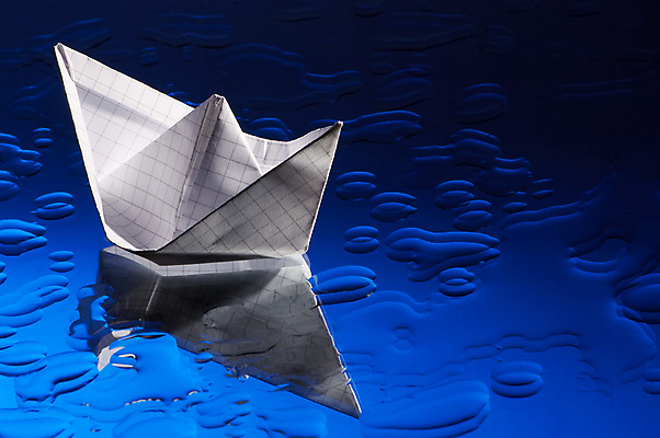 포토 JPG 해외이미지 종이 파도 바다 여행 인터넷 요트 유리 놀이 휴식 항해 사람없음 물 강 장난감 뷰티 반사 평화 침묵 꿈 게임 흰색 물방울 보트 메시지 작음 명상 오브젝트 싱글 함선 종이접기 공상 네비게이션 접기 해외포토 자연요소 컬러 컨셉 배_교통 모션 재질 소리 크기 파일형식 이미지허브