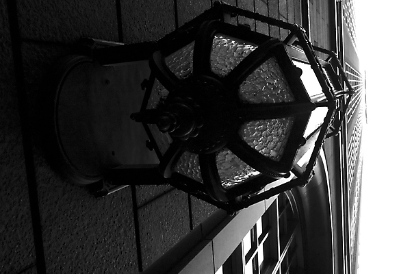 포토 JPG 해외이미지 건축양식 유리 추상 흑백 사람없음 세로 빛 어둠 램프 대리석 시카고 해외포토 건축 무늬 재료 재질 조명 촬영기법 미국 파일형식 이미지허브