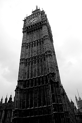 포토 JPG 해외이미지 시계 여행 건축양식 영국 잉글랜드 흑백 사람없음 야외 세로 관광지 도시풍경 탑 시계탑 런던 빅벤 명승지 정부 해외포토 건축물 건축 유럽 촬영기법 풍경 도시 파일형식 이미지허브