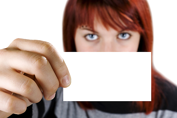 포토 JPG 해외이미지 템플릿 손 여자 컨셉 비즈니스 손가락 명함 아이디어 한명 아웃포커스 공백 흰색 잡기 메시지 사인 보여주기 빨간머리 고립 카피스페이스 해외포토 1 헤어스타일 컬러 모션 촬영기법 사람 신체부위 파일형식 이미지허브