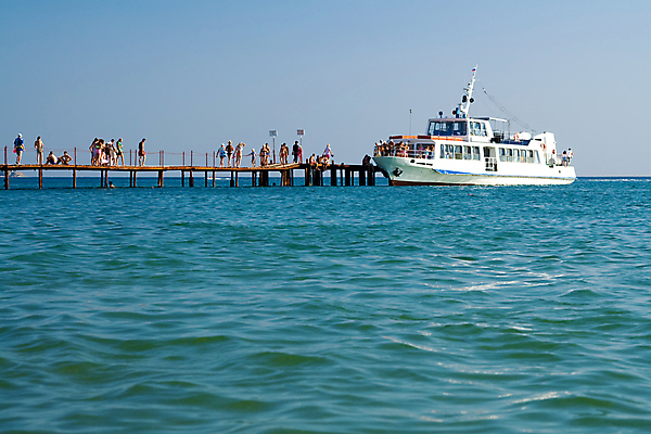 포토 JPG 해외이미지 바다 여행 교통시설 휴가 항해 사람 사람없음 여행객 항구 만 보트 크루즈 갑판 도착 출발 함선 승객 포트 많음 해외포토 교통 컨셉 배_교통 시설 파일형식 이미지허브